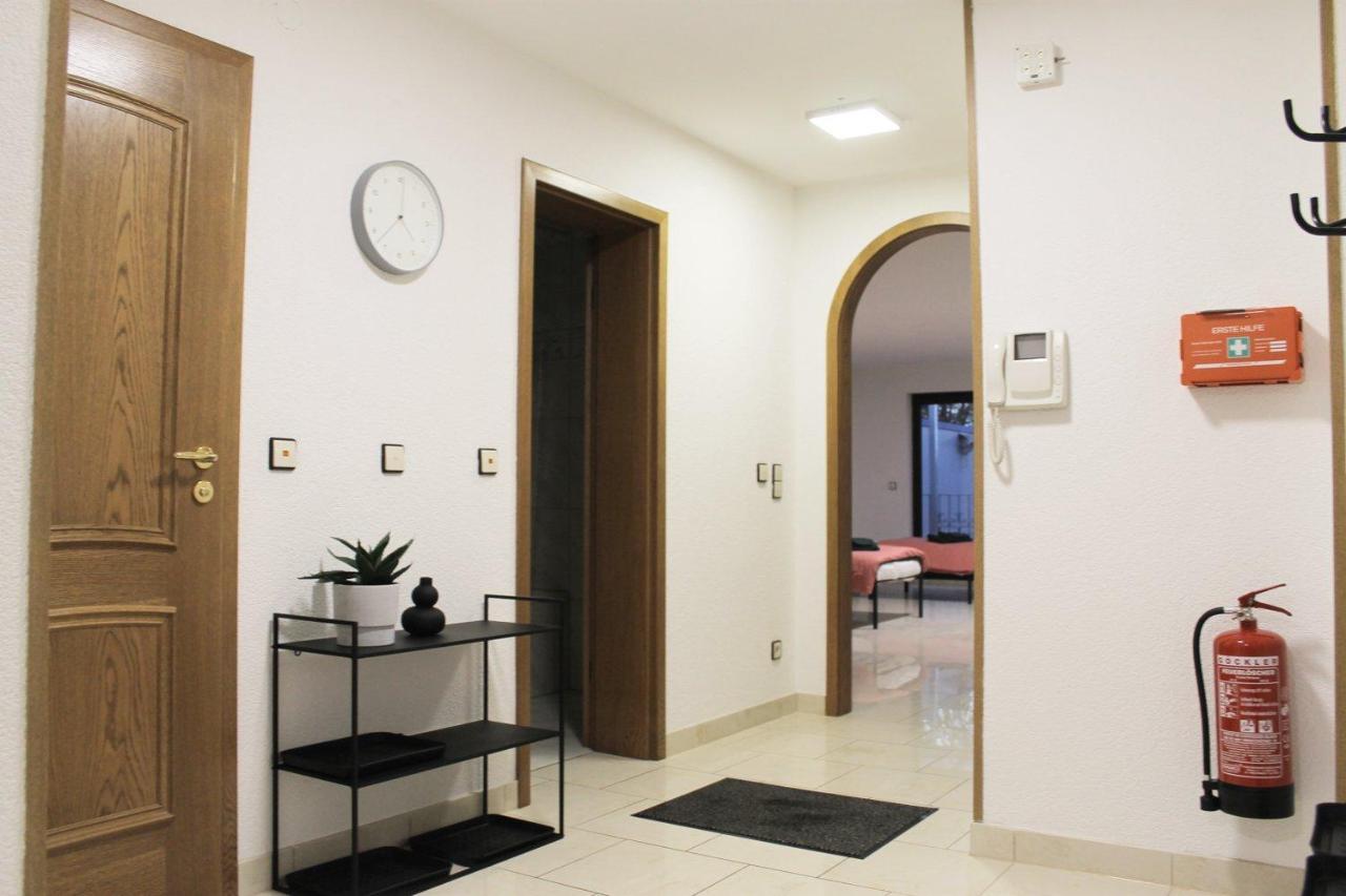 Spacious Apartment In Industrial Area ลุดวิกสบูร์ก ภายนอก รูปภาพ