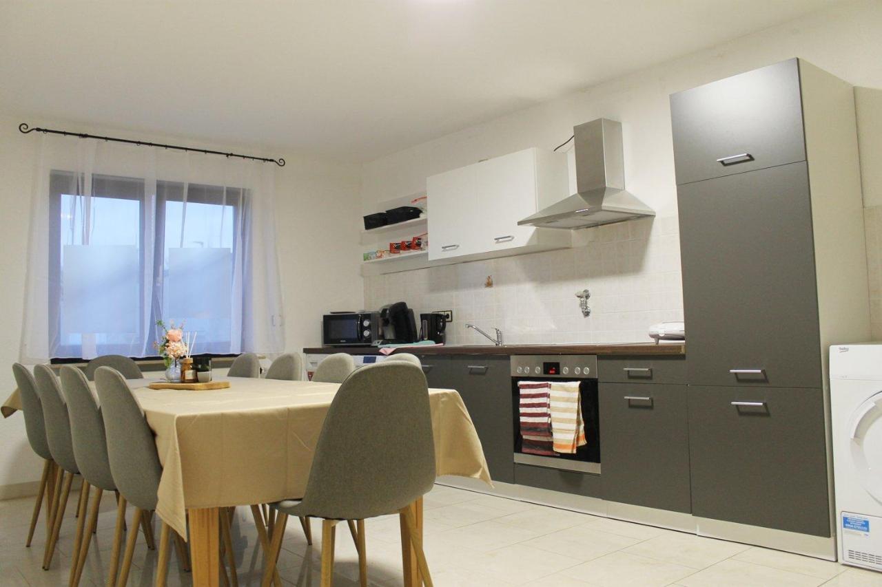 Spacious Apartment In Industrial Area ลุดวิกสบูร์ก ภายนอก รูปภาพ