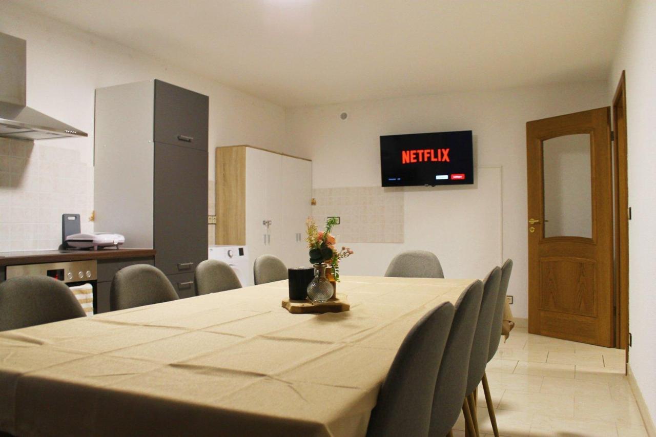 Spacious Apartment In Industrial Area ลุดวิกสบูร์ก ภายนอก รูปภาพ