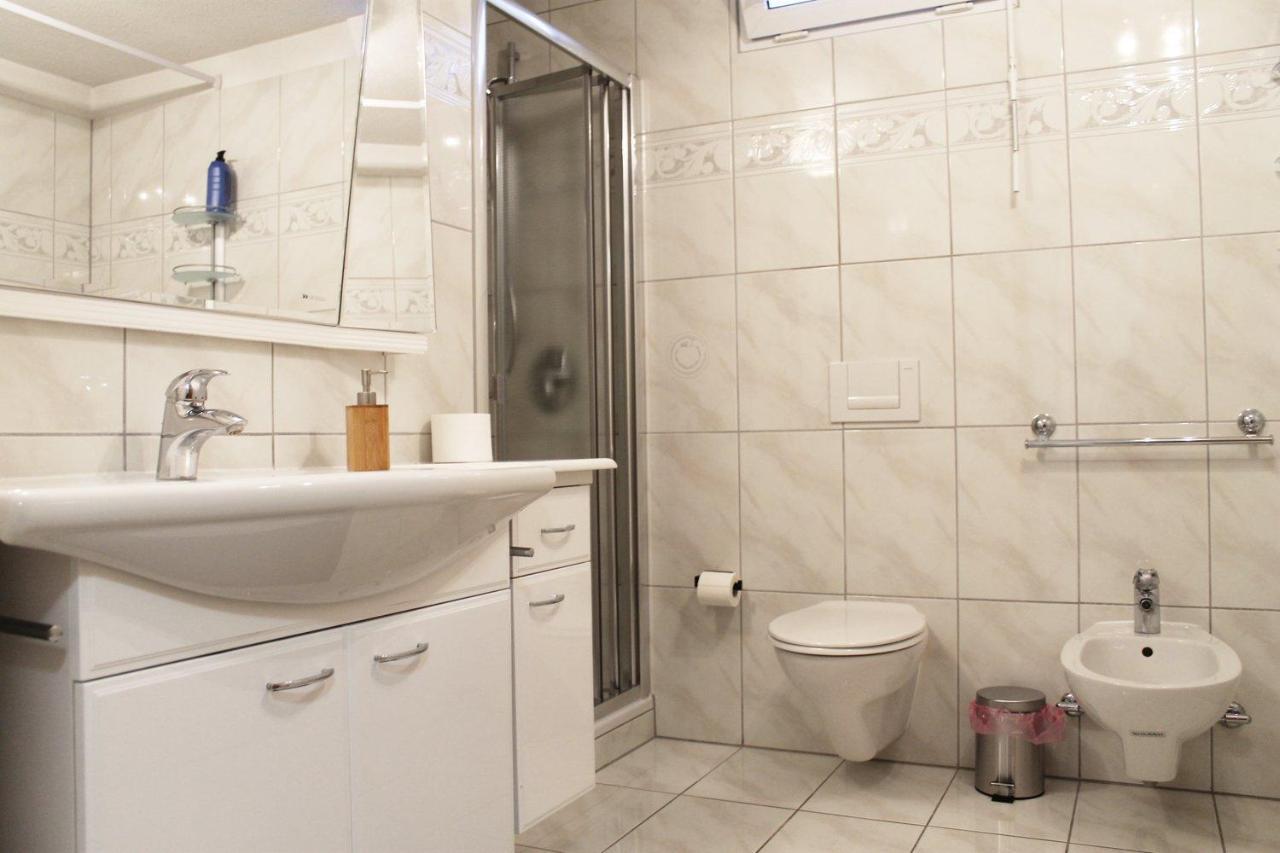 Spacious Apartment In Industrial Area ลุดวิกสบูร์ก ภายนอก รูปภาพ
